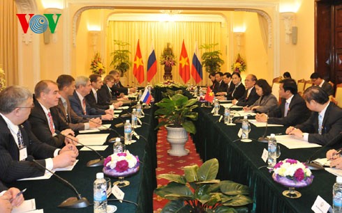 Vietnam, Russia seek to bring bilateral ties to a new level