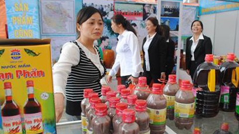 Lebhafte Blumenmärkte in Lao Cai