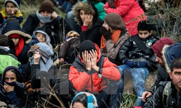 Deutschland verlängert Grenzkontrollen bis Mai 2016