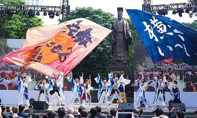 Einzigartige Kulturen Japans in Hanoi