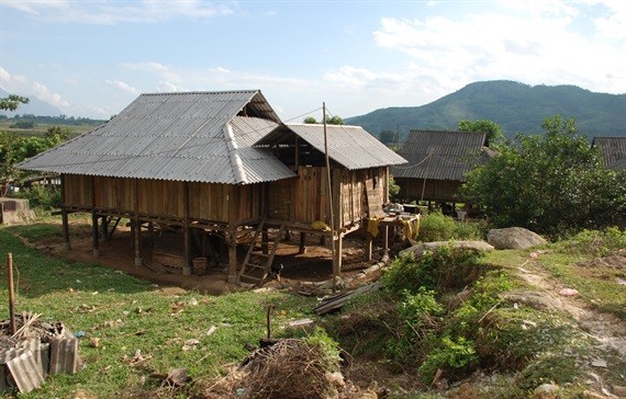 Die Schönheit der Volksgruppe Kho Mu in der Provinz Lai Chau