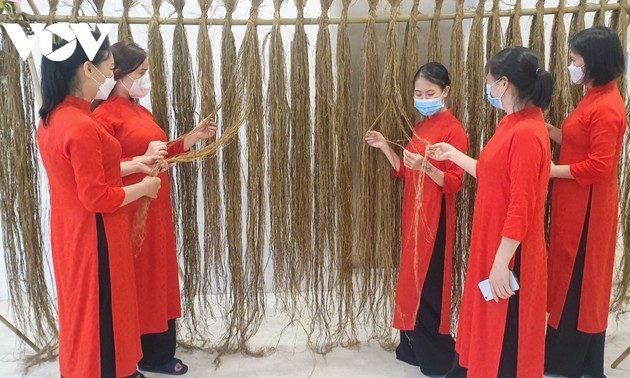 Ausstellung von Ao Dai-Tracht in Quang Ninh 2022