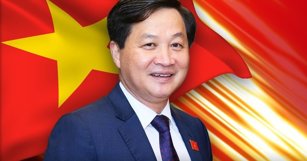 Vizepremierminister Le Minh Khai nimmt an Weltwirtschaftsforum teil