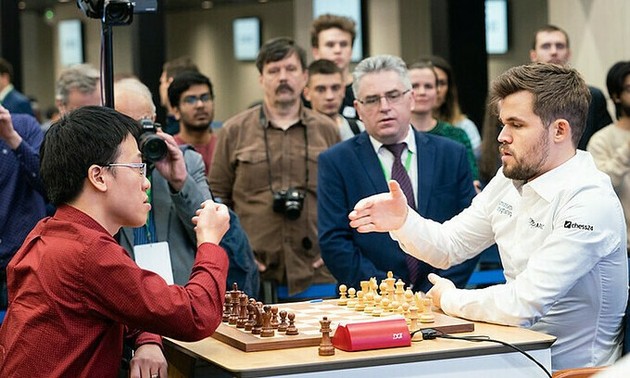 Schach: Le Quang Liem verliert gegen Magnus Carlsen