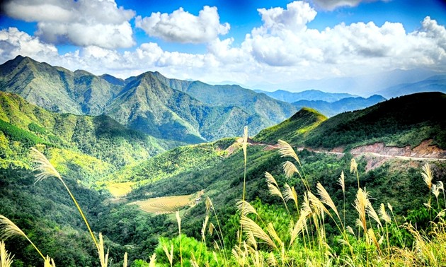 ຫວຽດນາມ ສ້າງຄວາມປະທັບໃຈ​ດ້ວຍບັນດາສະຖານທີ່ທ່ອງທ່ຽວທີ່​ສວຍ​ງາມ