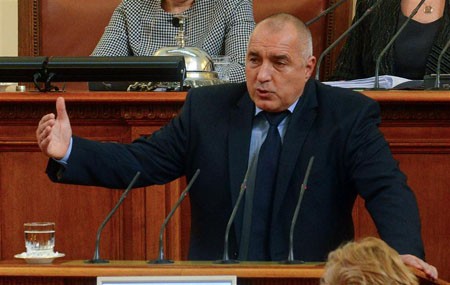  Bulgarian Prime Minister resigns amid protests 