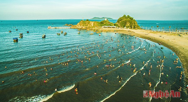 Playa de Cua Lo, zona de descanso atractivo en Nghe An