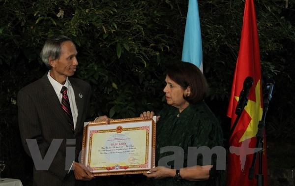 Instituto Cultural Argentina-Vietnam conmemoran los 20 años de su establecimiento