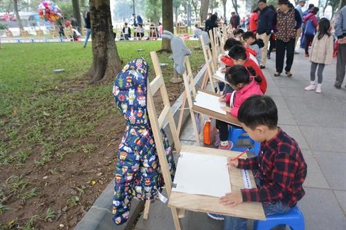 Celebran en Hanói concurso internacional de dibujo infantil sobre la paz