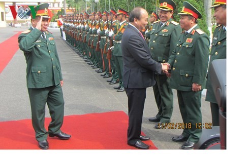 Premier vietnamita visita Mando de la quinta Zona Militar