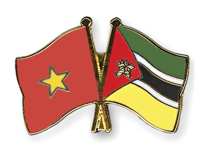 Altos dirigentes vietnamitas felicitan Día Nacional de Mozambique