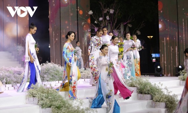 Inauguran el 8º Festival de Ao dai de Ciudad Ho Chi Minh