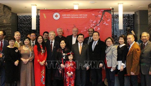 Vietnamitas en Canadá celebran el Año Nuevo Lunar 2023