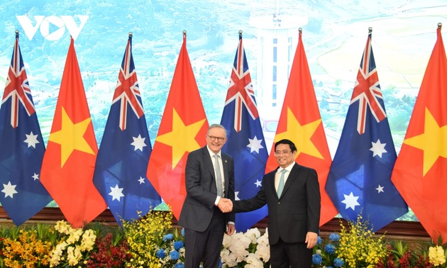 Primer ministro de Vietnam recibe a su homólogo australiano