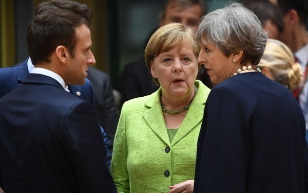 UK, French, German leaders hold telephone talk on Iran nuclear 