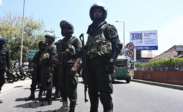 Sri Lanka troops kill suspected gunmen