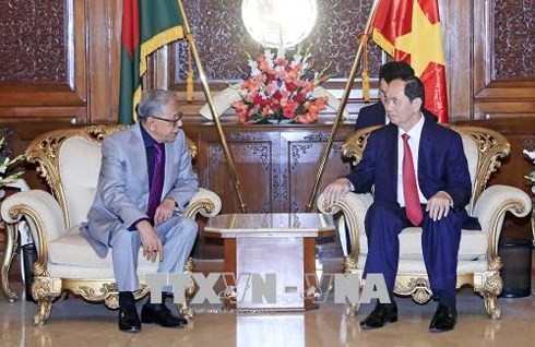 Activités du président Tran Dai Quang au Bangladesh