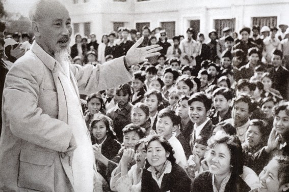 La formation des cadres dans la pensée Hô Chi Minh