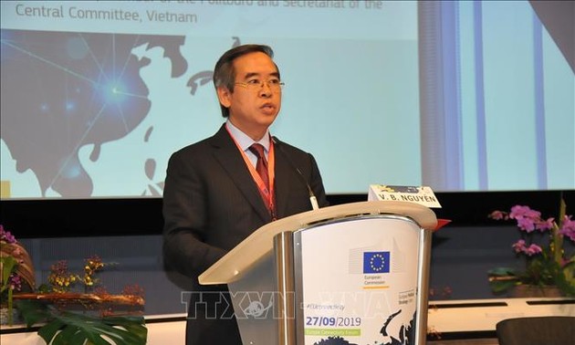 Nguyên Van Binh au forum de connexion eurasiatique