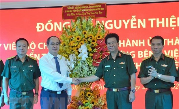 Journée des médecins vietnamiens : visite des autorités de Hanoï et de Hô Chi Minh-Ville