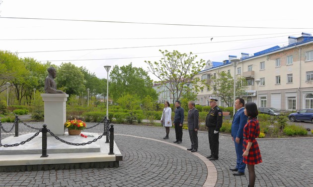 Célébrations du 130e anniversaire de la naissance de Hô Chi Minh