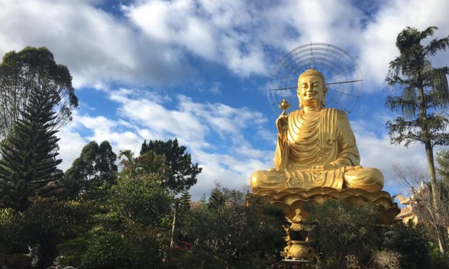 Le monastère zen de Van Hanh à Dà Lat