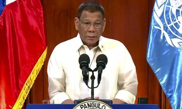 Mer Orientale: Duterte défend le jugement de 2016 de la cour de La Haye