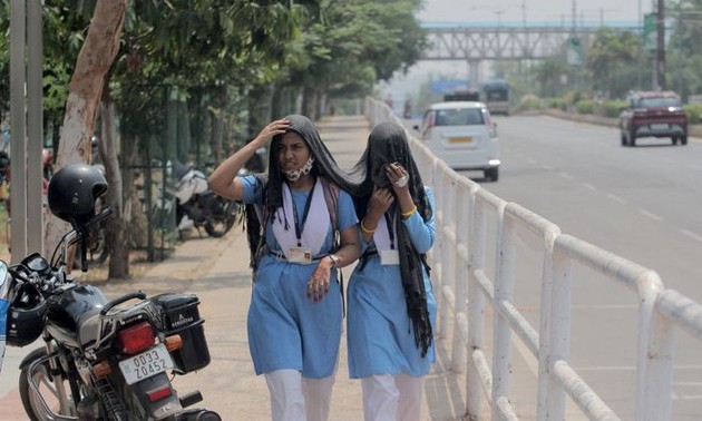 Inde: des dizaines de millions d'habitants suffoquent à cause d'une intense canicule