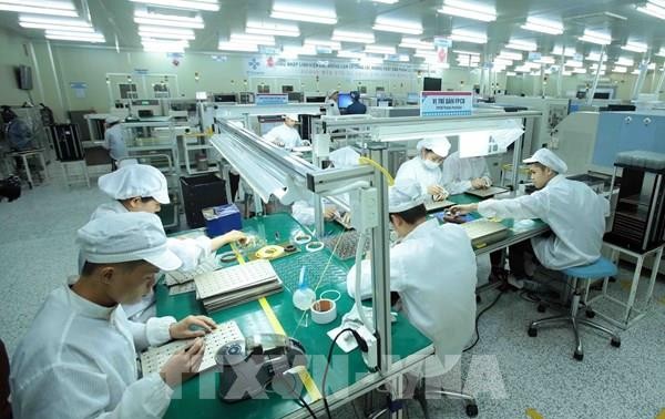 L’industrie électronique du Vietnam attire les investisseurs étrangers