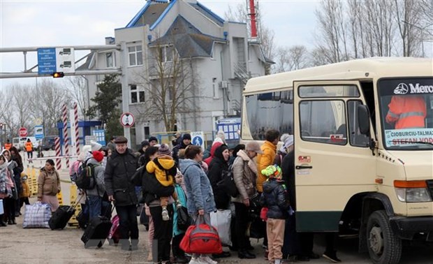 Ukraine: Près de 4,2 millions de réfugiés ont fui le pays 