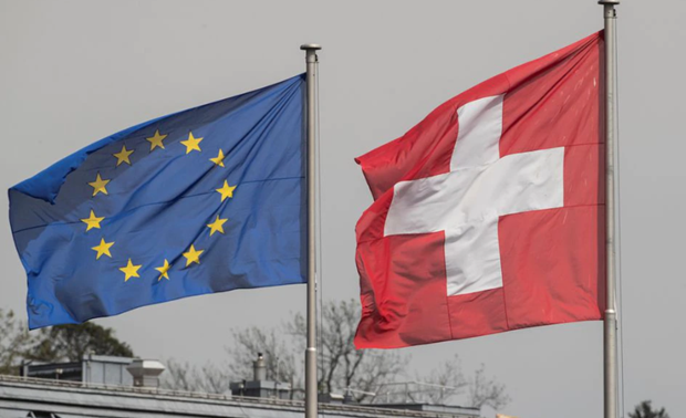 La Suisse interdit les importations d'or de Russie