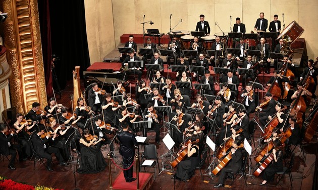 Un concert pour la fête nationale à Hanoï