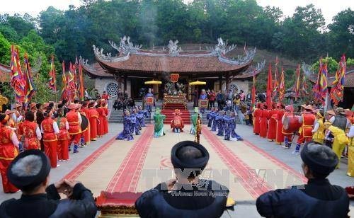 Les festivals printaniers au Vietnam