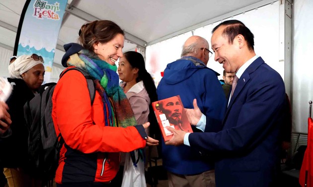 Le Vietnam à la Manifesta en Belgique