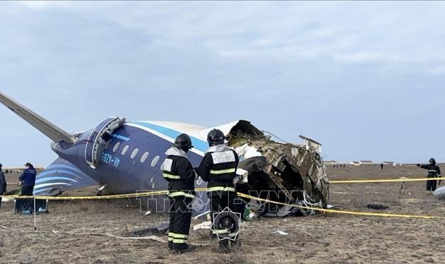 Crash d’un avion azerbaïdjanais: l’OTAN réclame une enquête approfondie