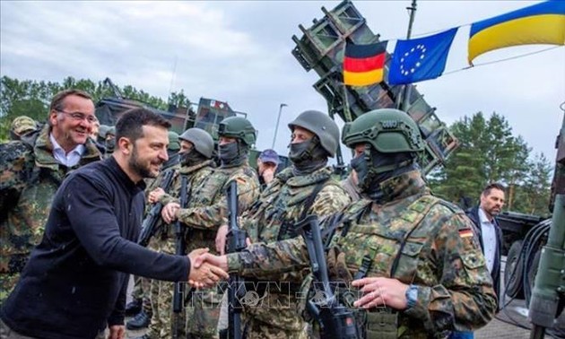 Les dirigeants et responsables militaires européens se réunissent pour un plan de paix en Ukraine