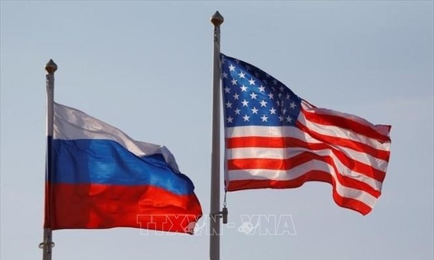 Les États-Unis jugent “constructives” les négociations avec la Russie sur les missions diplomatiques 