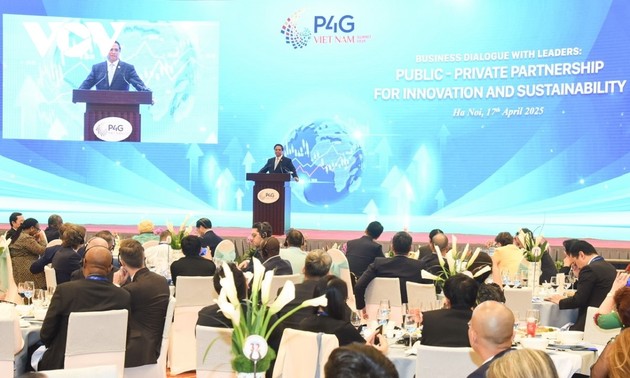 Le Premier ministre prône le partenariat public-privé pour un développement durable