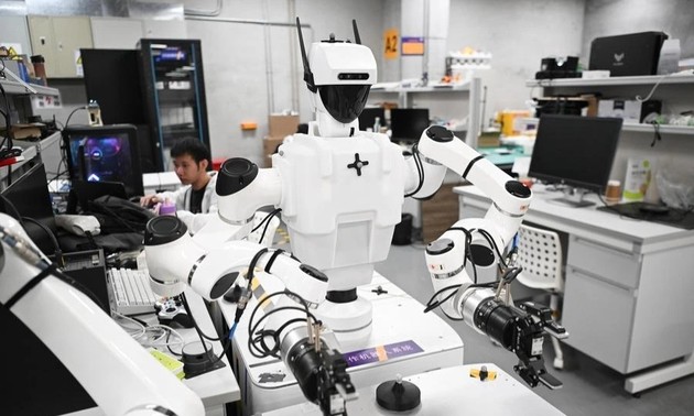 Pékin accueille les premiers Jeux Mondiaux de robots humanoïdes