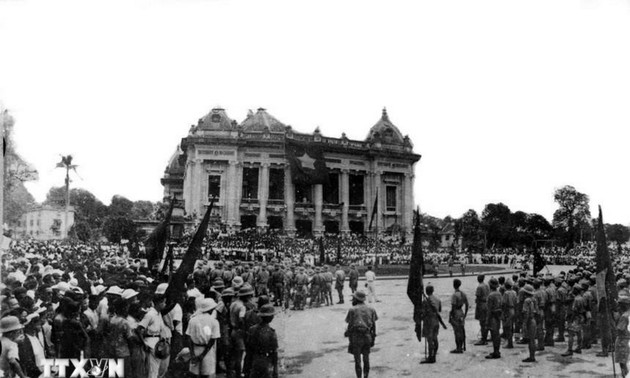 De l’ère de l’indépendance et de la liberté à celle de l’essor de la nation