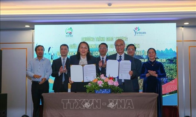 Le Vietnam renforce la coopération touristique avec la République de Corée et les Philippines