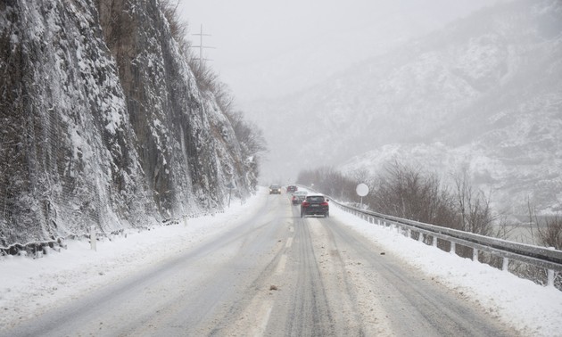 Neige et verglas: de lourdes perturbations à travers l’Europe