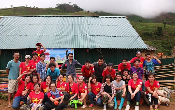 Помощь в строительстве школ для детей, живущих в отдаленных горных районах