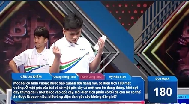 Cả 4 thí sinh chào thua câu đố Đường lên đỉnh Olympia, cách giải dễ hơn ăn kẹo.