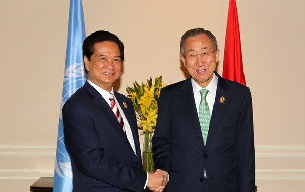 PM Vietnam,  Nguyen Tan Dung  bertemu dengan Sekjen PBB, Ban Ki-moon