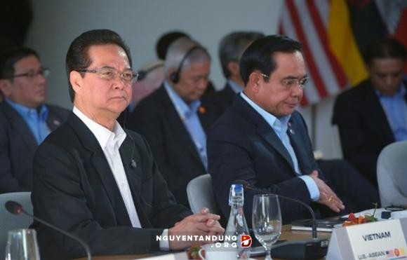 PM Vietnam, Nguyen Tan Dung menghadiri perbahasan mengenai penjagaan perdamaian, kemakmuran, keamanan