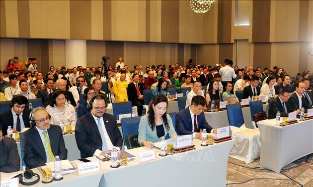 Le Vietnam accueille la 43e conférence du conseil exécutif de la Fédération mondiale des associations, centres et clubs UNESCO