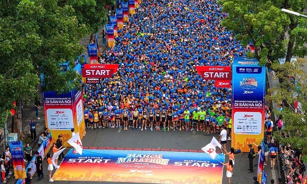 Hanoï accueille un marathon historique avec un nombre record de participants