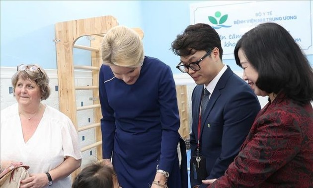 La reine Mathilde visite l’Hôpital national de pédiatrie