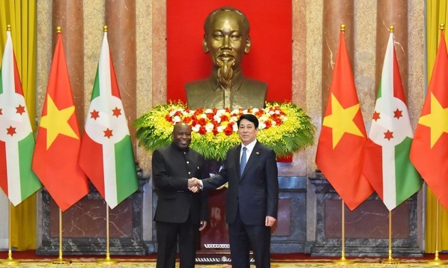 Cinquantenaire des relations Vietnam-Burundi: messages de félicitations des dirigeants vietnamiens